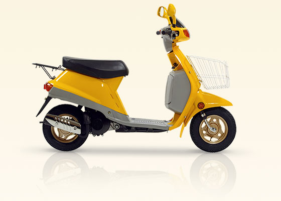 Smile 50 - двухтактный, воздушное охлаждение, цепная передача Smile 50 - двухтактный, воздушное охлаждение, цепная передача