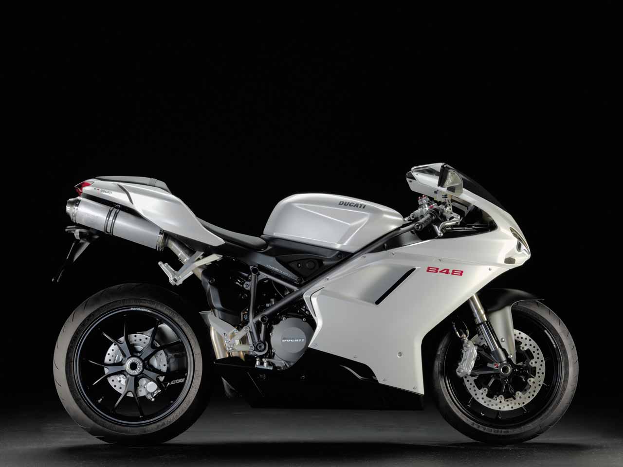 ducati_848_1.jpg