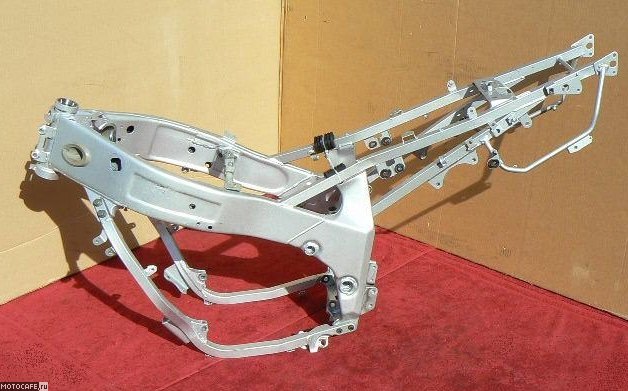 Диагональная рама Deltabox, Yamaha FZR 600 1997