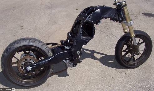 Рама-монокок Kawasaki ZZR 1400 2006