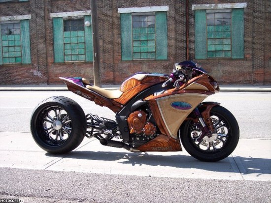 Кастом Yamaha R1 AKOO