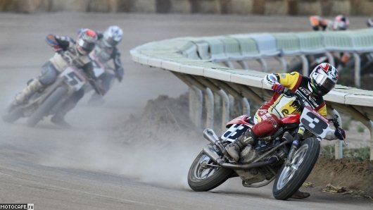 Ducati прерывает бесконечную серию побед H-D на флэт-треке