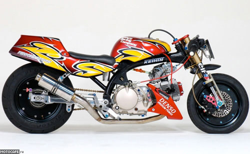 Драгстер из Honda Monkey