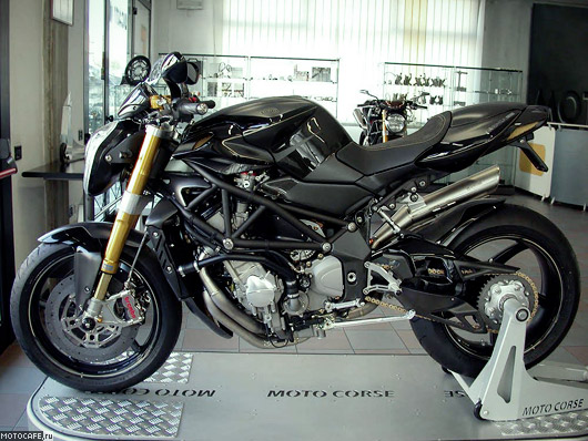 MV Agusta Brutale 1133 Evo-CA: дьявол в деталях