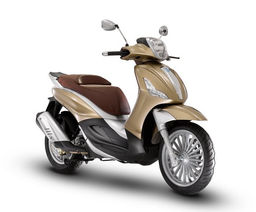 Обзор Piaggio Beverly 125ie и 300ie 2010 модельного года