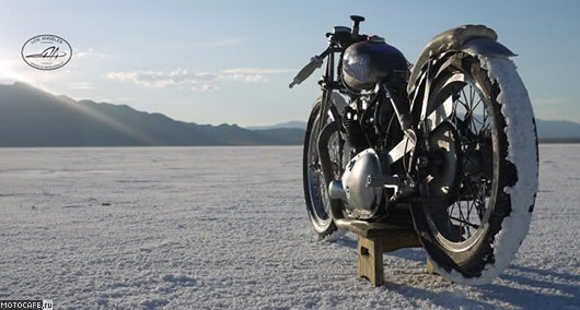 Рассказ о «проклятом» винтаж-рейсере Kursed и случайном установлении рекорда